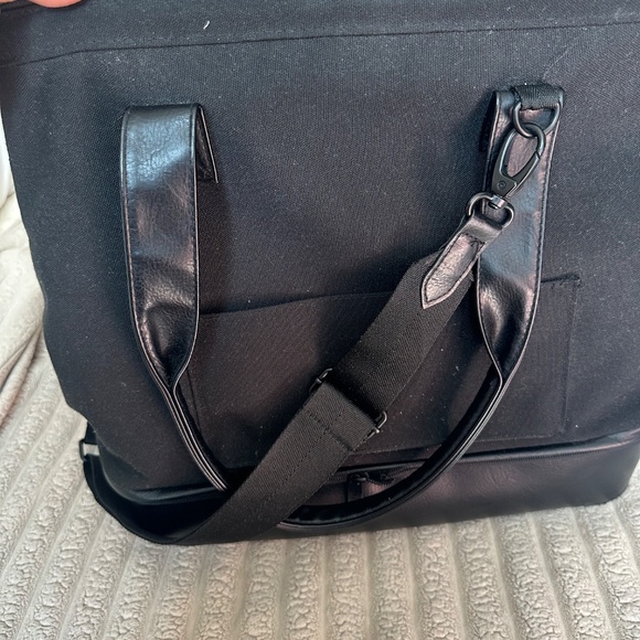 BEIS The Convertible Mini-Weekender in Black - Picture 9 of 12
